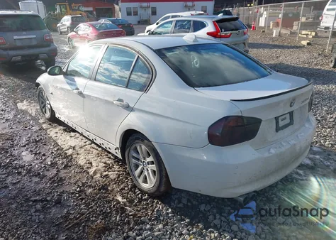 2007 BMW 328Xi из США, поврежденный, VIN WBAVC93557K033760